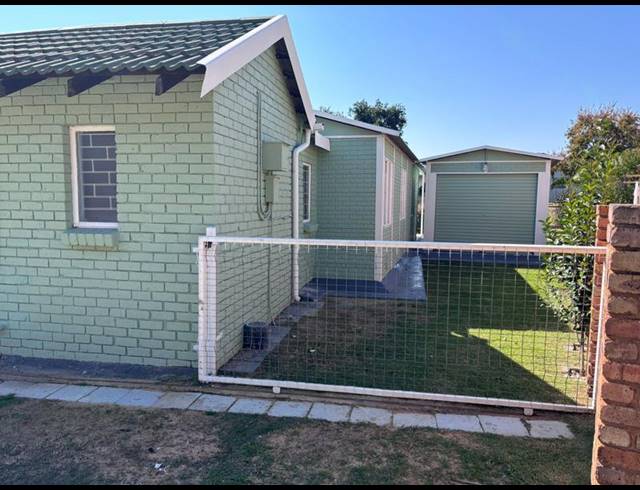 2 BEDROOM HOUSE FOR SALE IN MISTY BAY